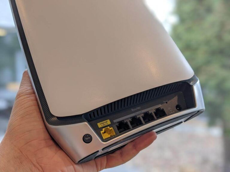 Netgear Orbi Wi-Fi 6 system AX6000