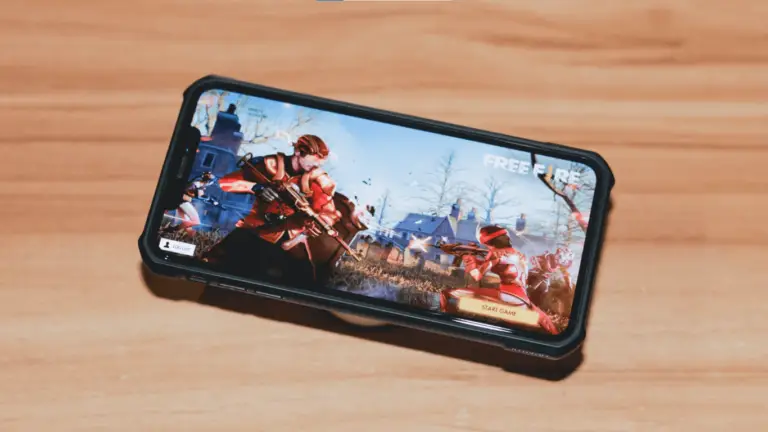 玩 Free Fire 的智能手機