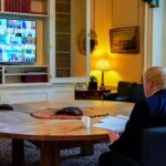 如何在 Apple TV 上觀看 Mirror Zoom 會議