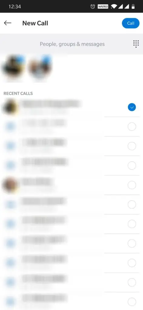 選擇您的聯繫人以連接到 Skype 上的電話會議